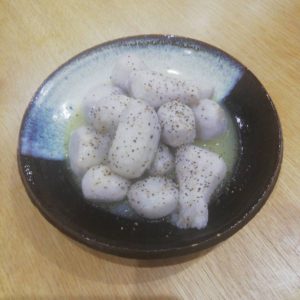 シェフの旬野菜レシピ紹介「里芋のバター煮」